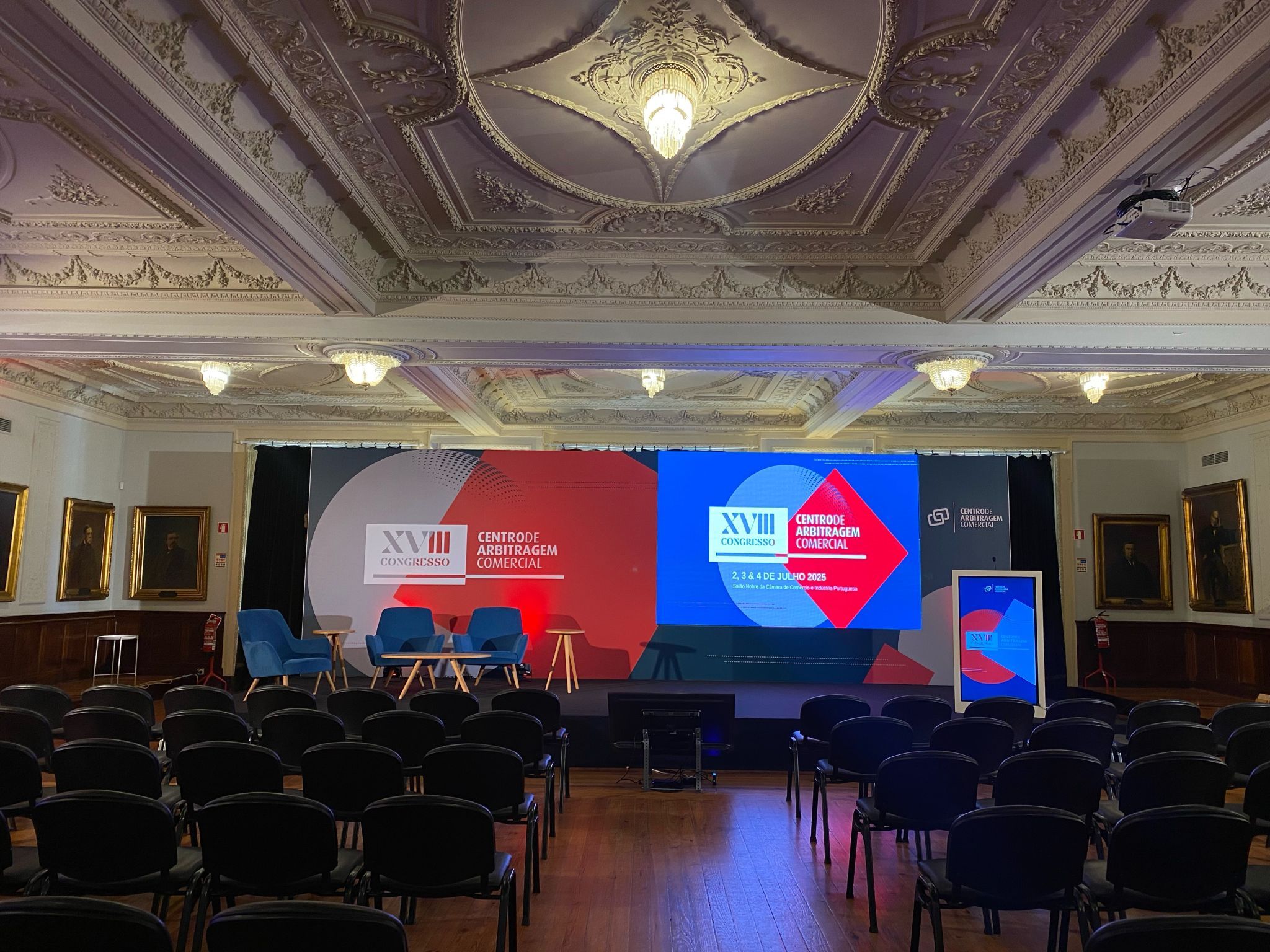 Loopa at the XVIII Congresso do Centro de Arbitragem Comercial in Lisbon